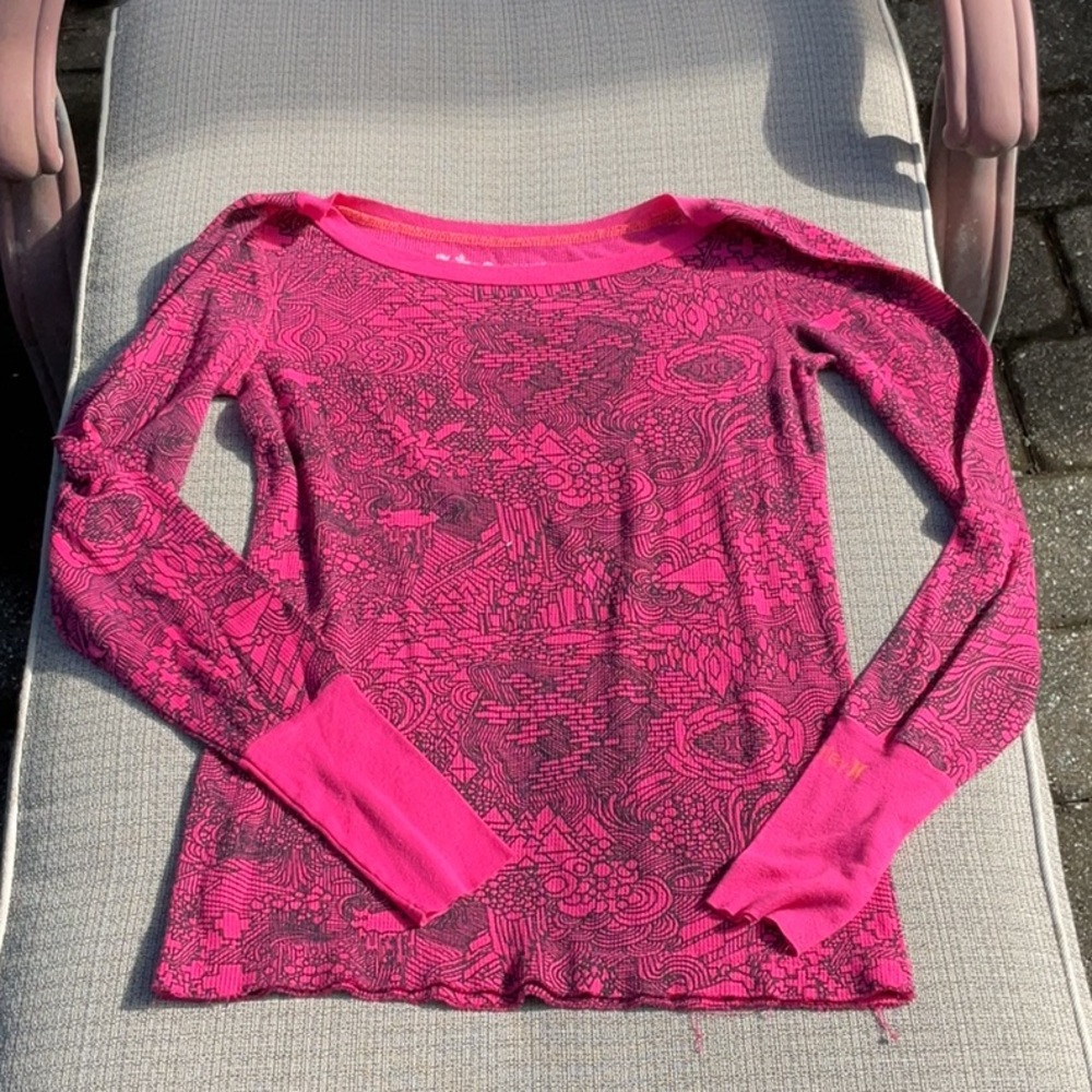 HURLEY PRINTED THERMAL LONG SLEEVE TOP, SIZE SMALL